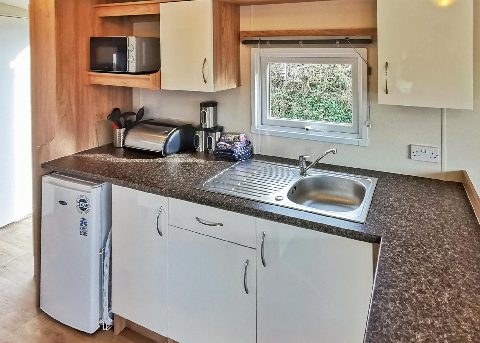 Grondre Holiday Park Clynderwen Exterior photo